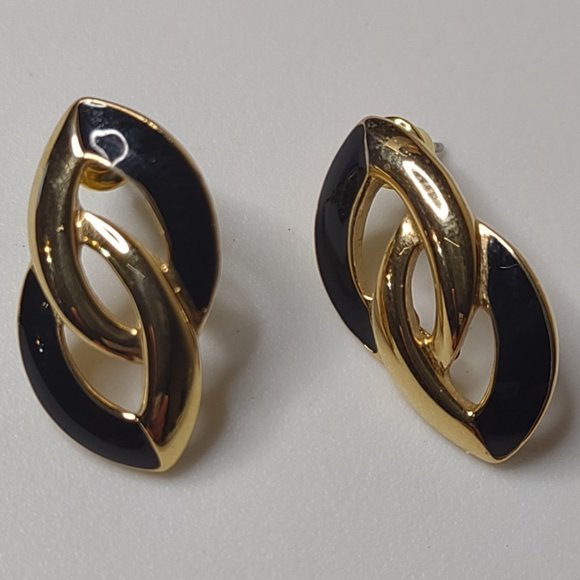 Vintage Trifari Black And Gold Tone Earrings - Picture 1 of 13